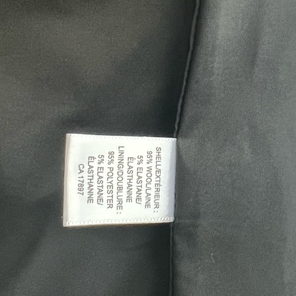 ❤️ Black pencil mini skirt by Banana Republic - Picture 9 of 9